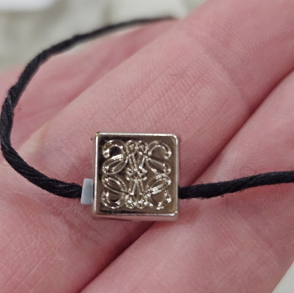 Loewe Silver Charm & Dustbag - Picture 5 of 10